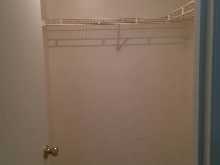 605 Ixoria Ave #20 — Photo 7