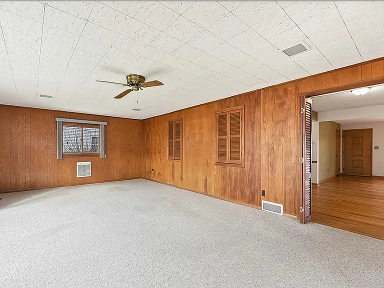 Pleasant Hill Dr — Photo 14