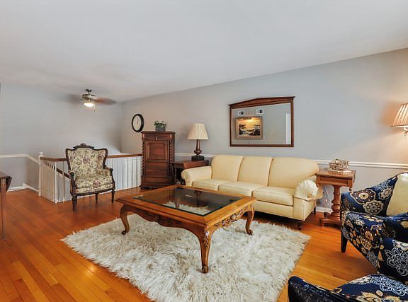 5th image of 8633 W 145th Pl