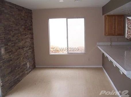 3rd image of 8328 Classic Villa Ct