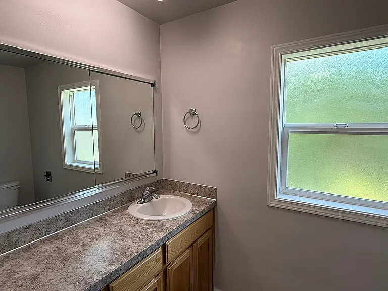 3120 Willamette Dr N — Photo 17