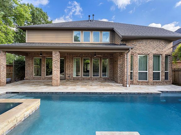 2nd image of 131 Deerchase Dr