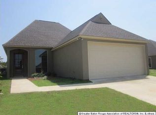 17853 Willow Trail Dr, Baton Rouge, LA 70816
