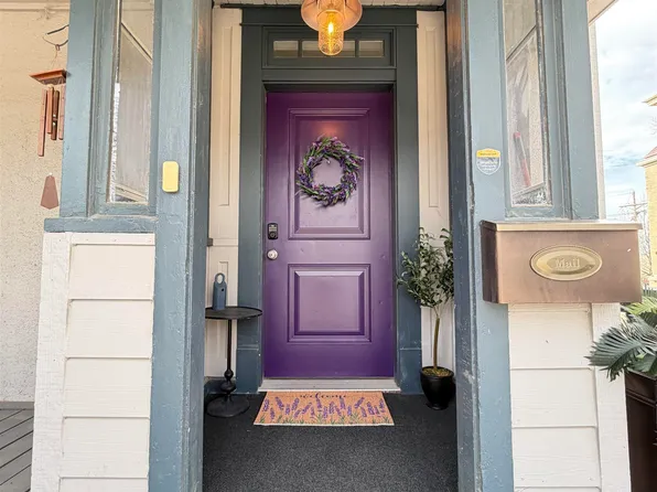 132 N 39th St, Omaha, NE 68131