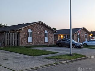4520-4526 Wayne Meadows Cir, Dayton, OH 45424