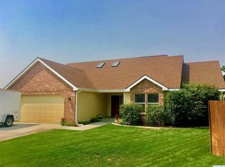 5704 Aloha Ct, West Richland, WA 99353