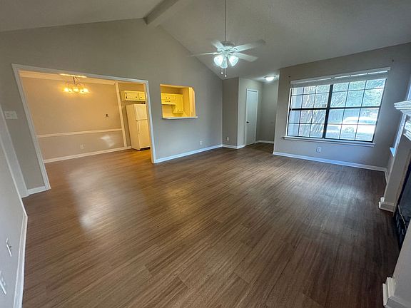 4th image of 214 Tamara Dr APT B