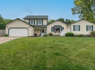 39 Nightingale Trl, Enon, OH 45323