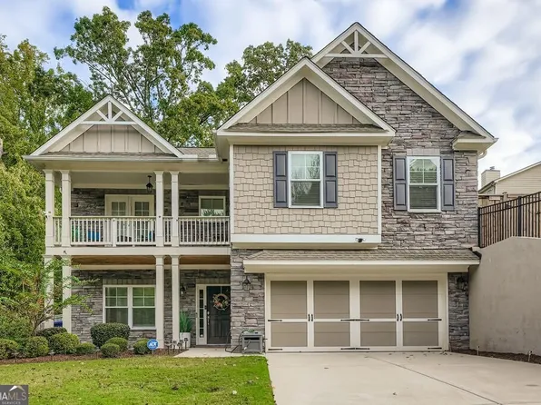 2070 Woodmont Dr, Douglasville, GA 30135