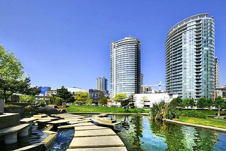1 bed, 630 sqft, $2,390 — Photo 3