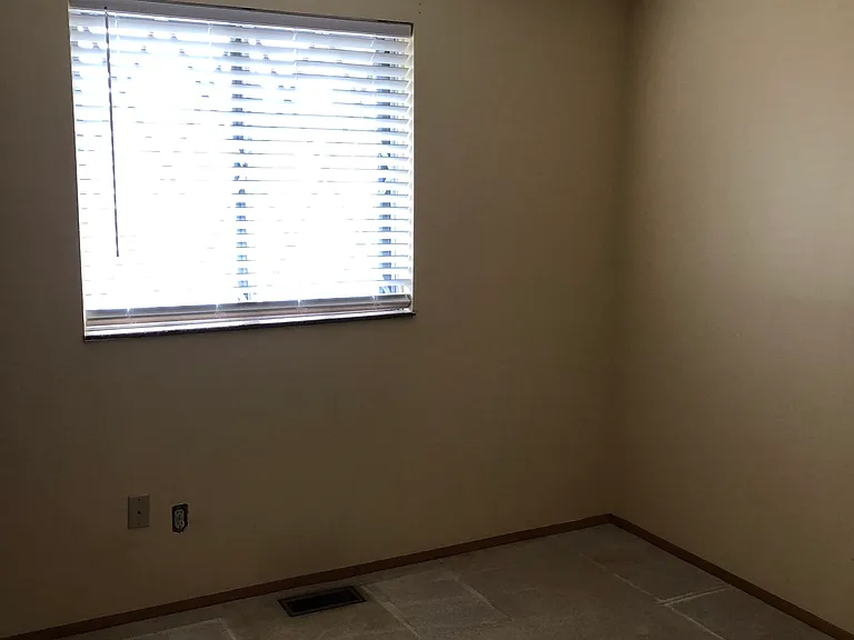 319 Winnimac Ave — Photo 13