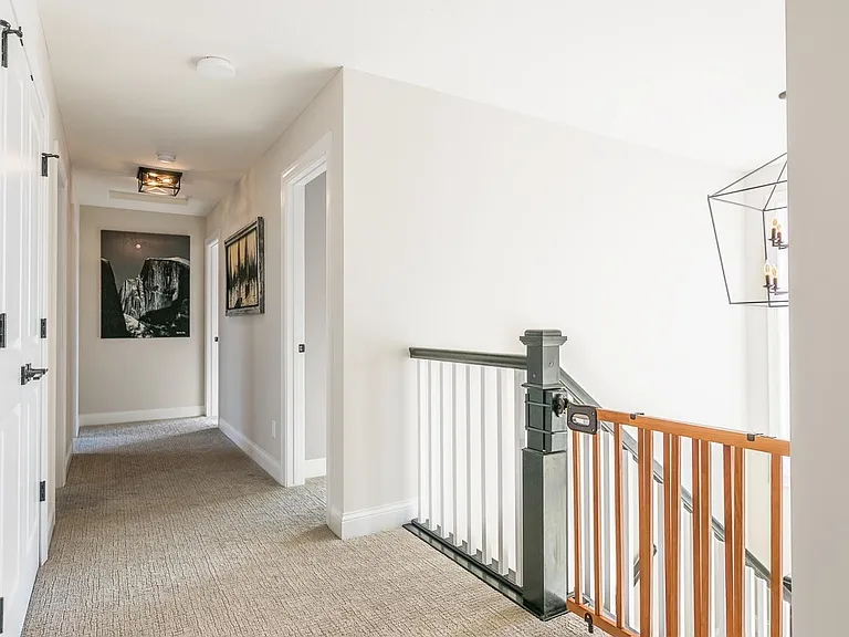 6431 Alvarado Ln N — Photo 15