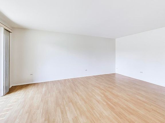 4th image of 1425 Sandpebble Dr APT 104