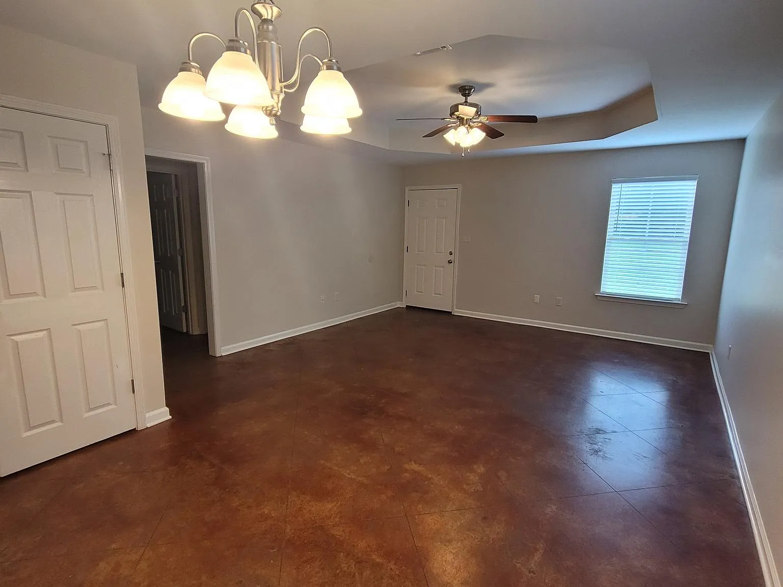 3 bed, 1221 sqft, $1,495 — Photo 3