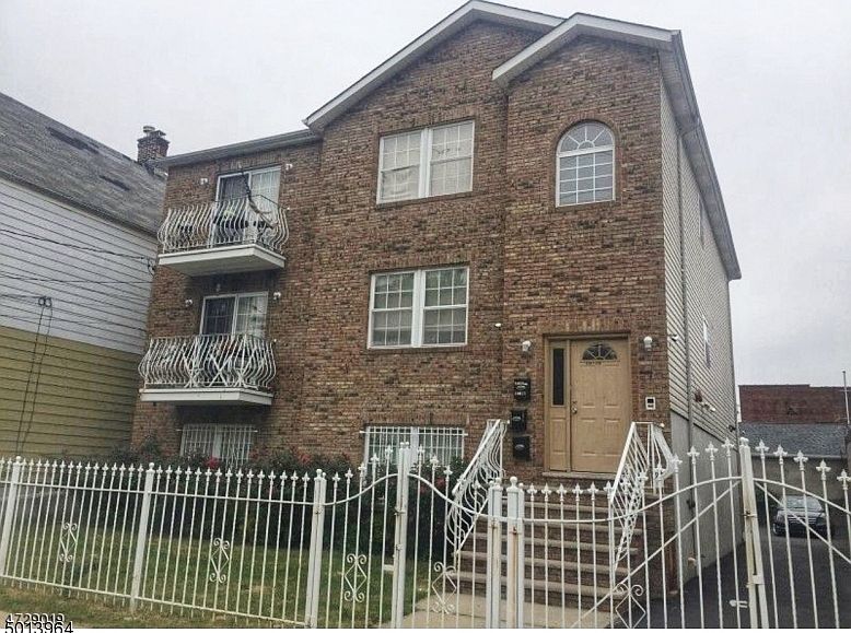 1st image of 273-275 S 9th St #3
