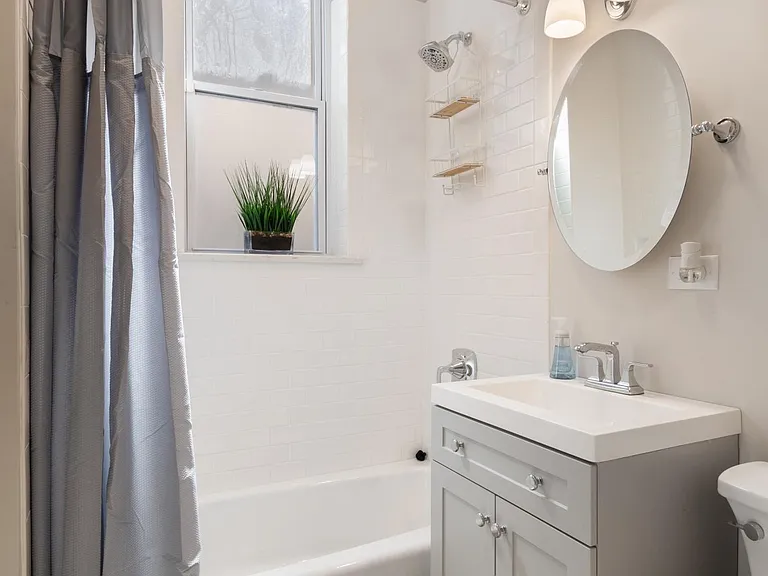 4009 W Gladys Ave #A — Photo 5