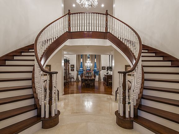 5th image of 10700 Capesthorne Way