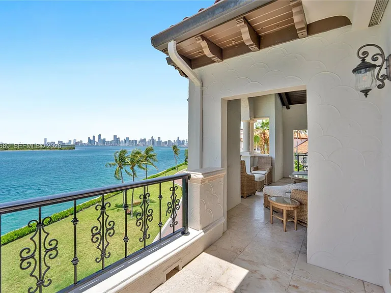2244 Fisher Island Dr #3404 — Photo 21
