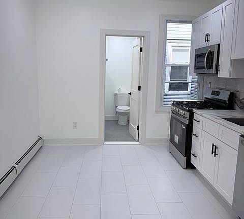 3rd image of 77 Williams Ave APT 2