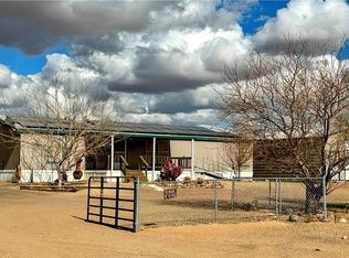 6119 W Chino Dr, Golden Valley, AZ 86413