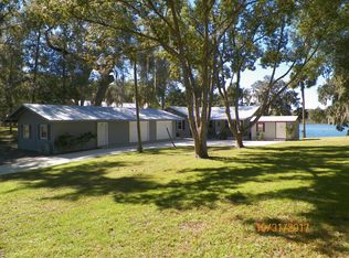601 1st Ave, Welaka, FL 32193
