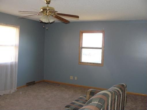 3rd image of 1202 W Benton St
