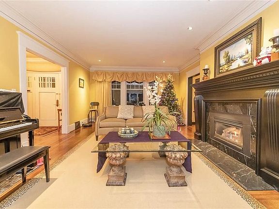 4th image of 4 Beverly Cres