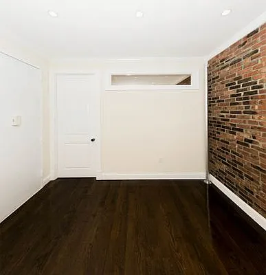 Rented by Icon Realty Management | media 11