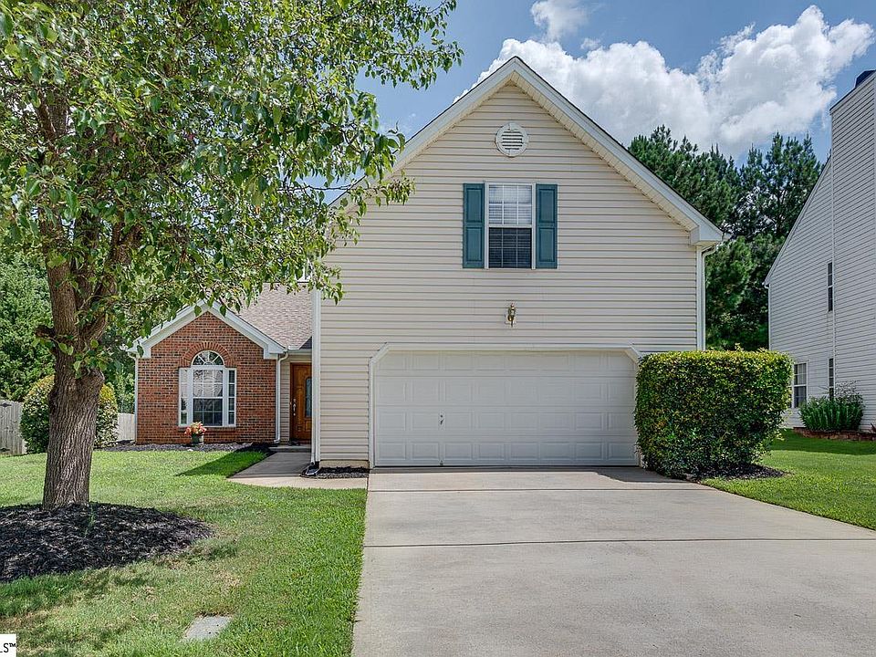 1st image of 222 Bonnie Woods Dr