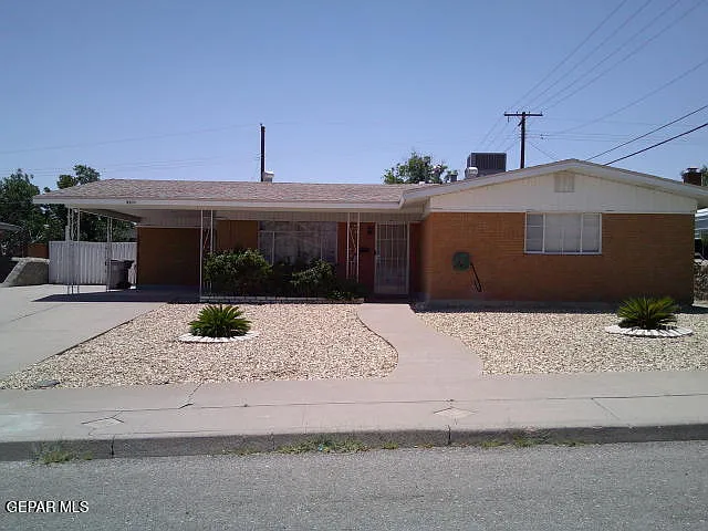 3500 Olympic Ave — Photo 1