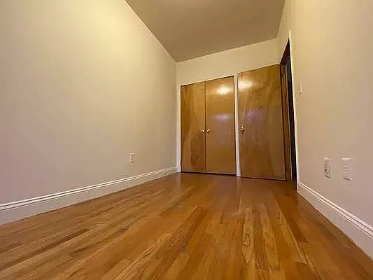 Rented by KNOCKKNOCK LLC | media 8