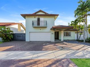 9970 SW 26th St, Miami, FL 33165