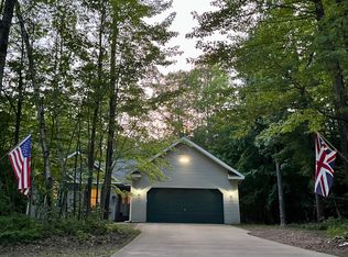 6824 Ferngrove Ct, Gaylord, MI 49735