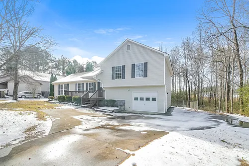 250 Kendall Ln Photo 1