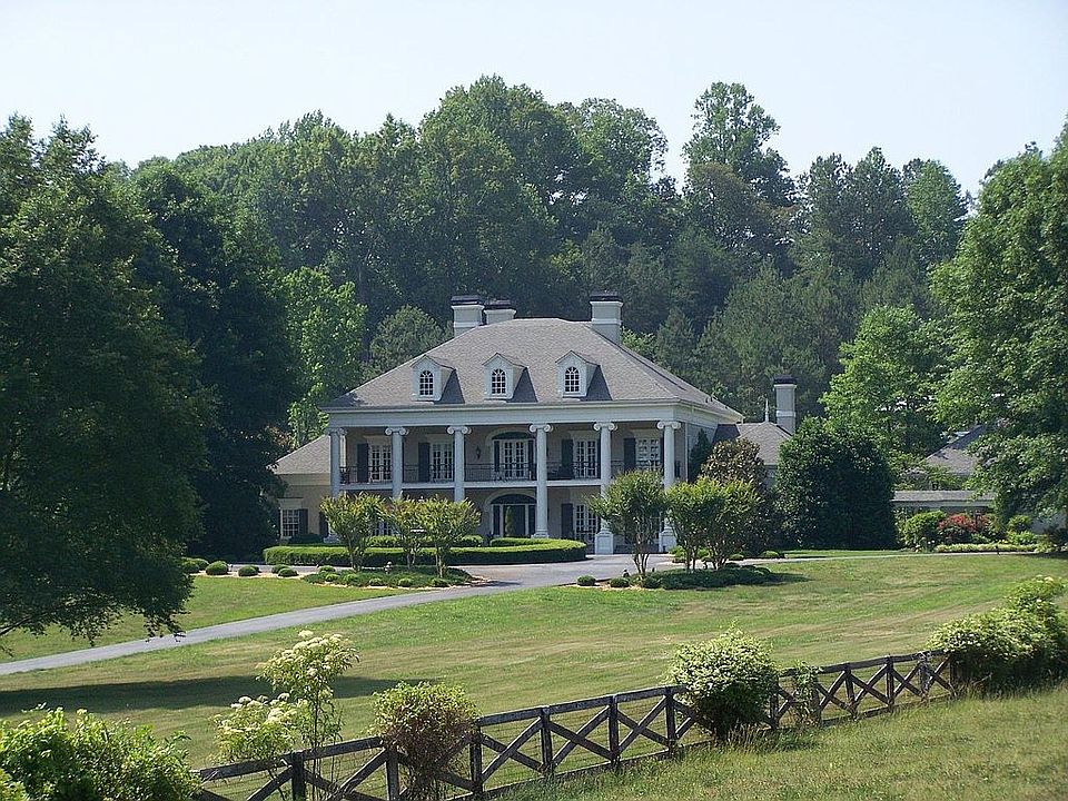 8 Acre Estate Home