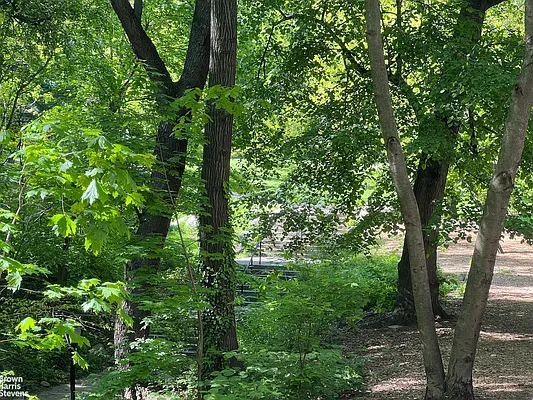 Sold by Brown Harris Stevens | media 21