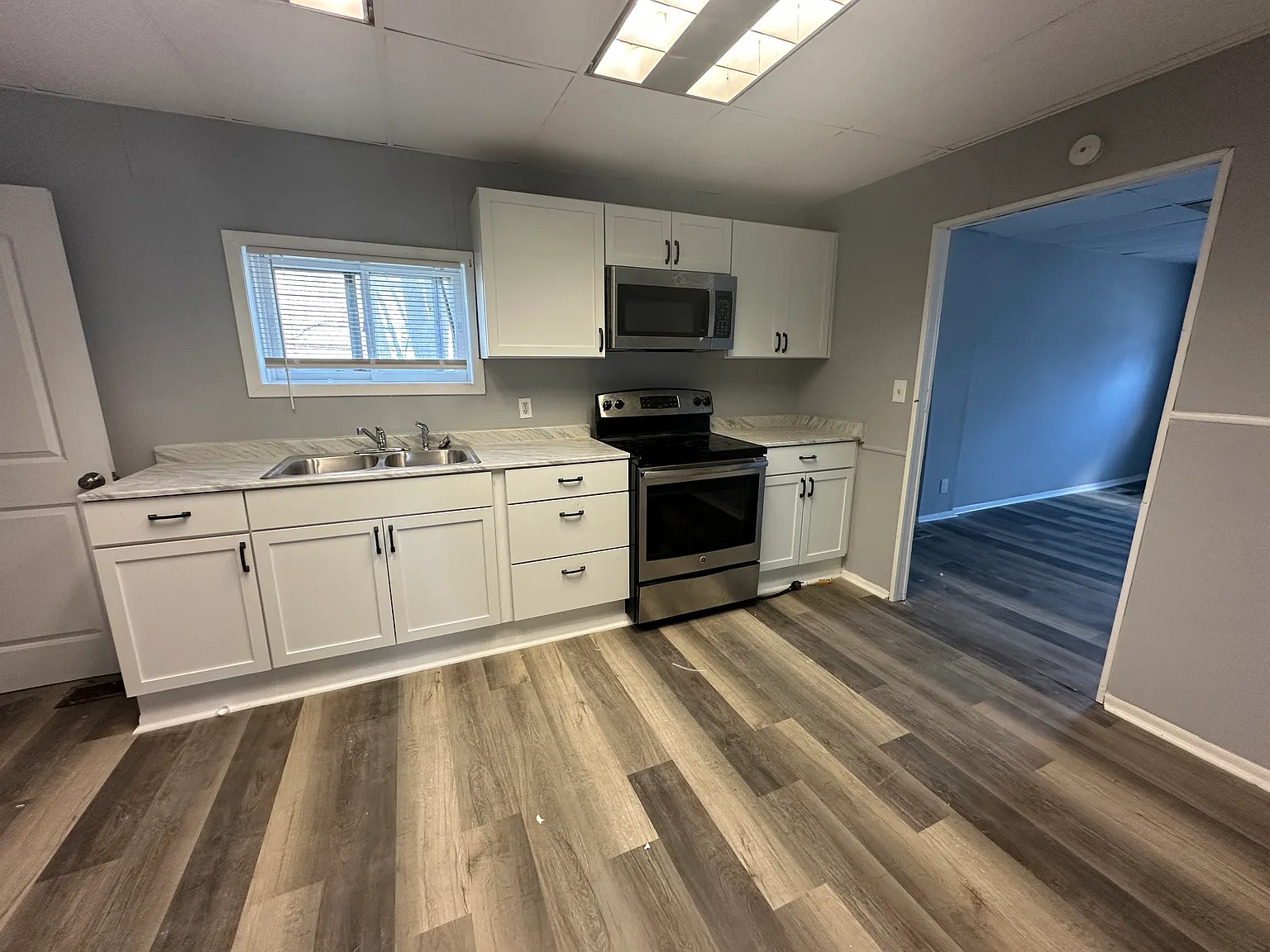 2 bed, 1000 sqft, $750 — Photo 3