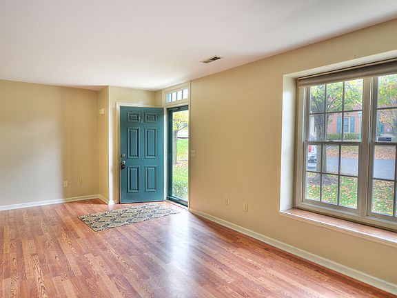 4th image of 644 Cassel Hills Ct
