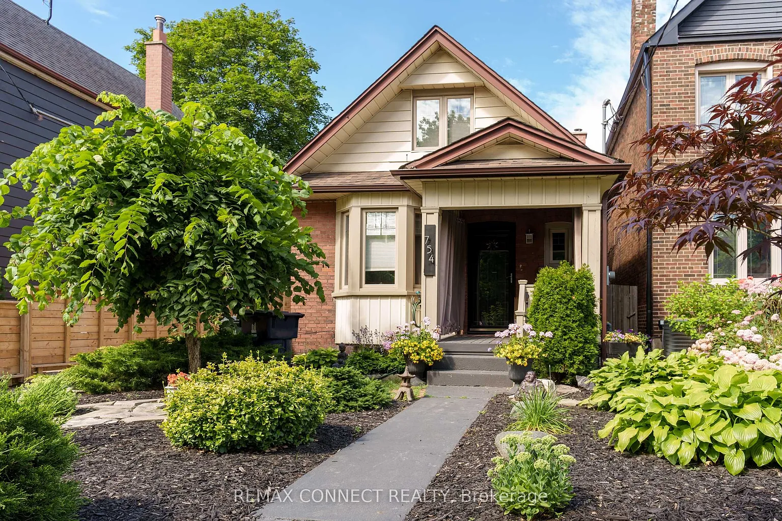 754 Windermere Ave photo 1
