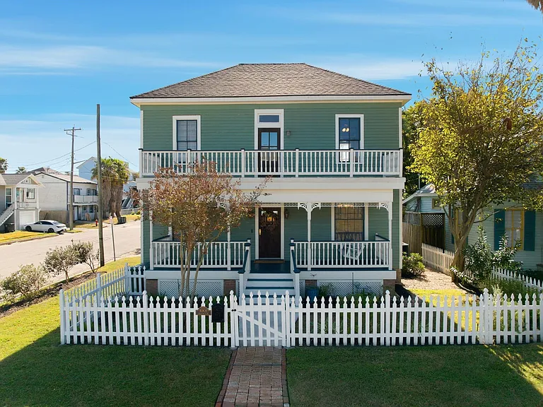 1001 Avenue K — Photo 40