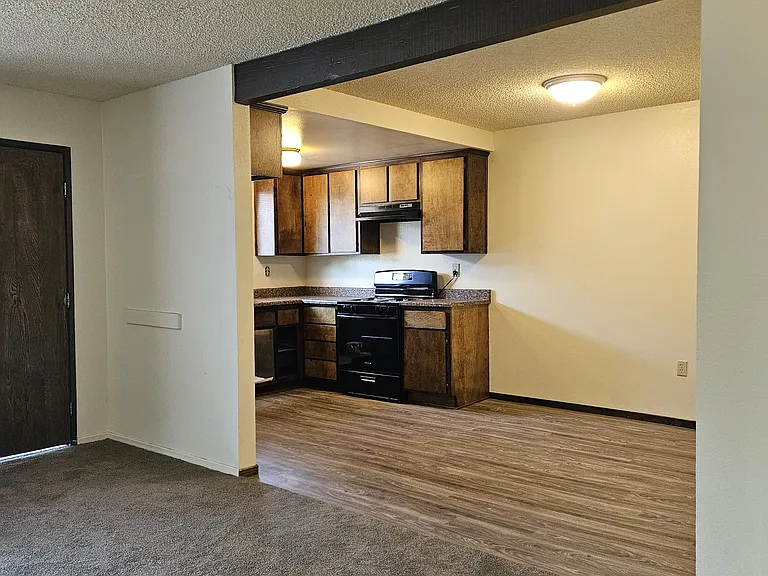40381 Mayberry Ave — Photo 2