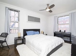 12 Perry St APT 3B, New York, NY 10014