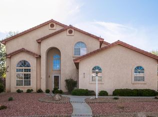 196 Greenock Dr SE, Rio Rancho, NM 87124