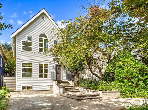 1525 McGilvra Boulevard E, Seattle, WA 98112