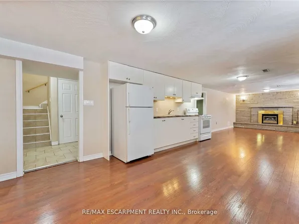 864 Upper Ottawa St #Basement, Hamilton, ON L8T 3V5