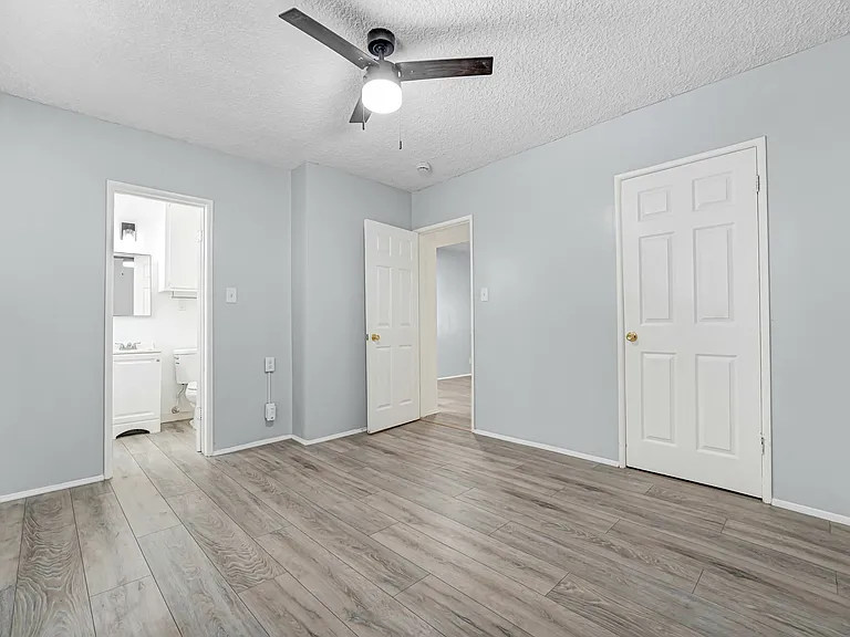 11843-11853 Eucalyptus Ave #C — Photo 4