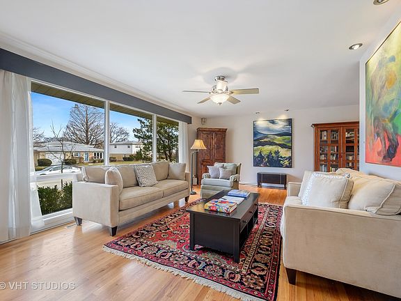5th image of 829 Lacrosse Ave