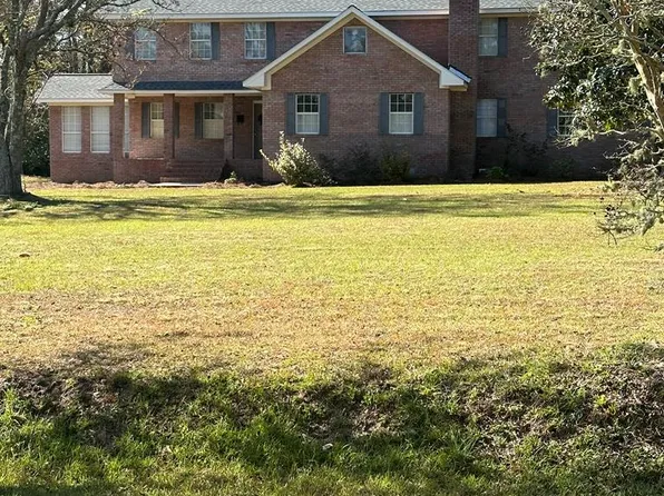 405 Stanley Ave, Douglas, GA 31533