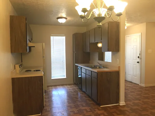 2502 Long Dr Unit A, Bryan, TX 77802
