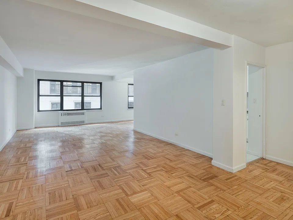 140 E 56th St #4F